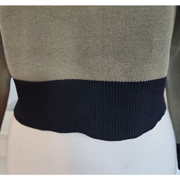 Aleeza Paris Moss Green Sweater with Black Leather Pocket Size S NWT - Picture 3 of 7